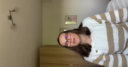 Scène face caméra - réaction