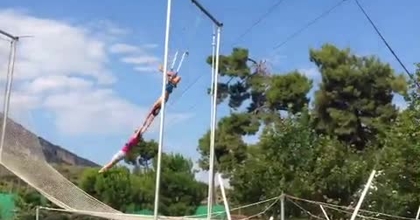 back & whip ecart trapeze volant